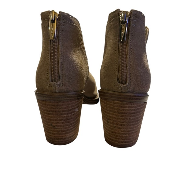 Vince Camuto Women's Reggie Tan Size 9.5 M Leather Ankle Boots  NWT - Picture 6 of 7